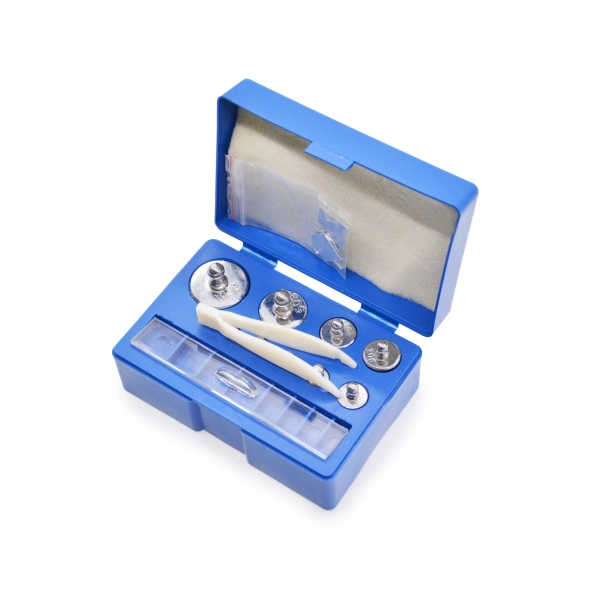 Комплект гирь 200 гр. (10 мг - 100 г) с пинцетом